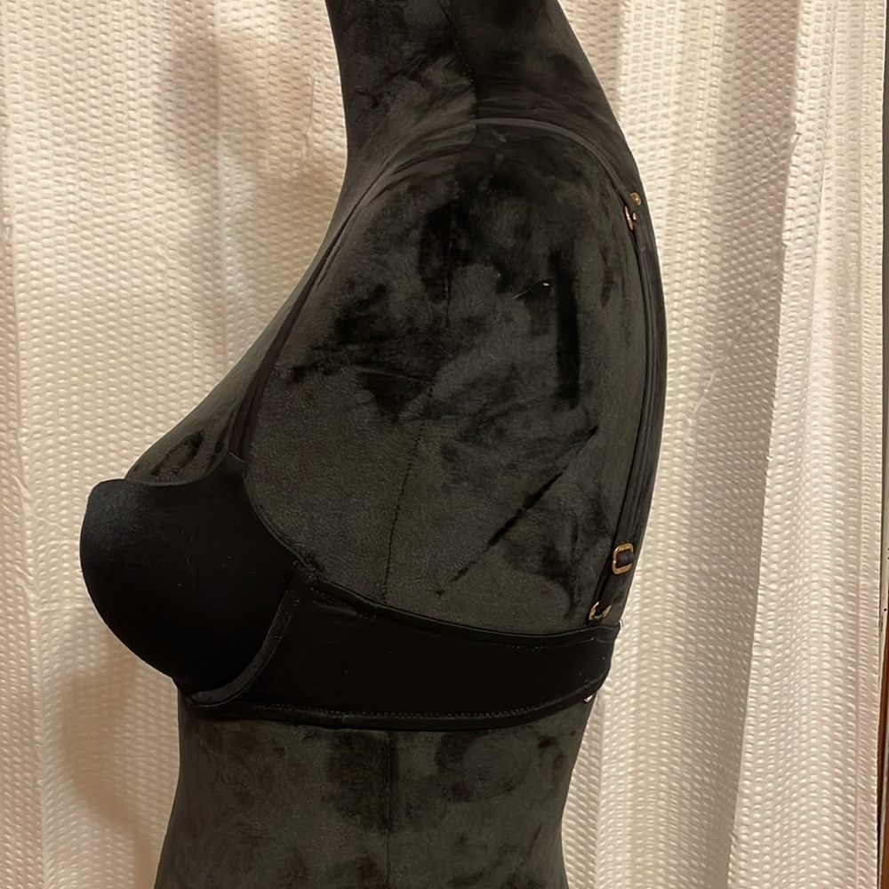 Victoria’s Secret very sexy black bra size 34B - Picture 2 of 6